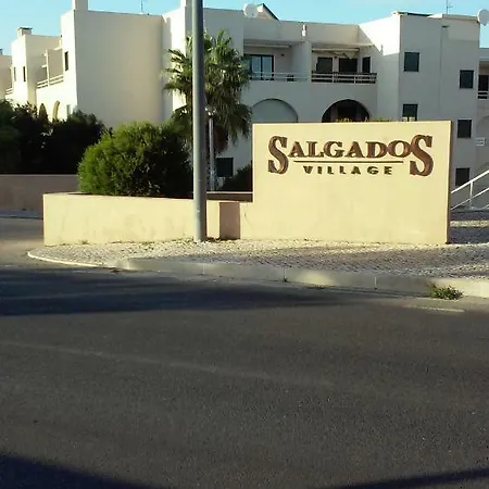 Salgados Village T1 Апартаменты *
